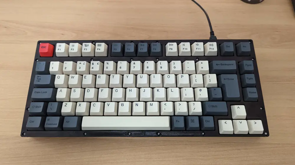 3D-Printed DYI-Keyboard